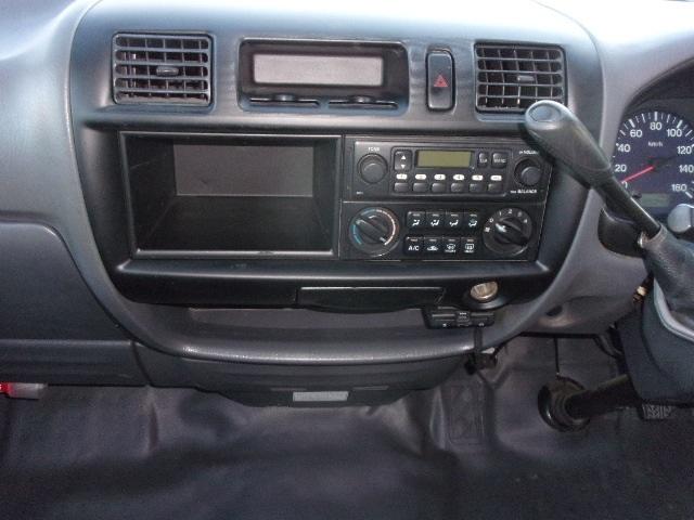 ブローニィバン ロングＤＸ　平床　荷室アオリ付　タイミングベルト交換済　ＡＴ　５Ｄ　６人乗り　リアサイドパネル付　ＡＣ　エアバック　運転席助手席のみ集中ドア　エアバック　ＰＳ　ＰＷ　積載１２５０ｋｇ（35枚目）