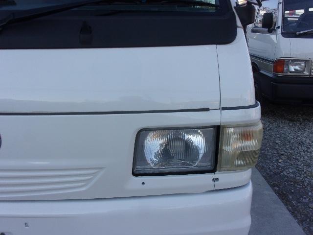 ブローニィバン ロングＤＸ　平床　荷室アオリ付　タイミングベルト交換済　ＡＴ　５Ｄ　６人乗り　リアサイドパネル付　ＡＣ　エアバック　運転席助手席のみ集中ドア　エアバック　ＰＳ　ＰＷ　積載１２５０ｋｇ（43枚目）