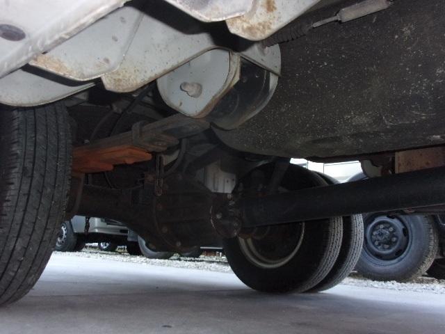 ブローニィバン ロングＤＸ　平床　荷室アオリ付　タイミングベルト交換済　ＡＴ　５Ｄ　６人乗り　リアサイドパネル付　ＡＣ　エアバック　運転席助手席のみ集中ドア　エアバック　ＰＳ　ＰＷ　積載１２５０ｋｇ（49枚目）