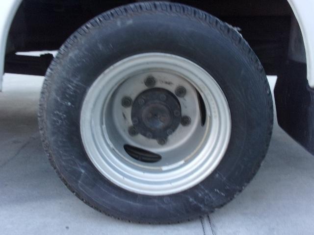 ブローニィバン ロングＤＸ　平床　荷室アオリ付　タイミングベルト交換済　ＡＴ　５Ｄ　６人乗り　リアサイドパネル付　ＡＣ　エアバック　運転席助手席のみ集中ドア　エアバック　ＰＳ　ＰＷ　積載１２５０ｋｇ（56枚目）