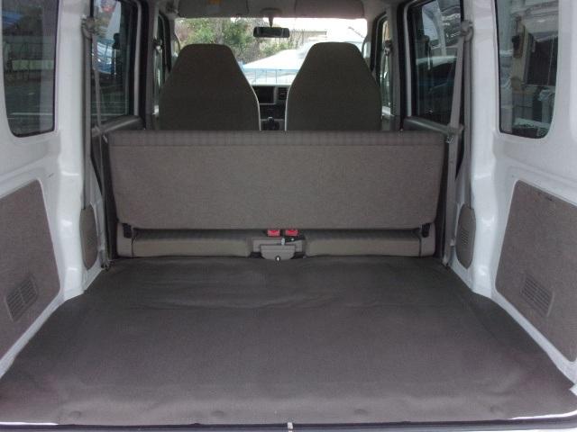 スクラム ＰＡ　１年保証付　５ＭＴ車　５ドア　ハイルーフ　ＡＣ　ＰＳ　Ｗエアバック　プライバシーガラス　集中ドアロック　禁煙車　レベライザー　積載３５０ｋｇ（27枚目）