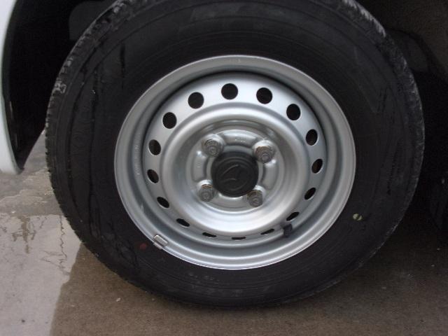 スクラム ＰＡ　１年保証付　５ＭＴ車　５ドア　ハイルーフ　ＡＣ　ＰＳ　Ｗエアバック　プライバシーガラス　集中ドアロック　禁煙車　レベライザー　積載３５０ｋｇ（47枚目）