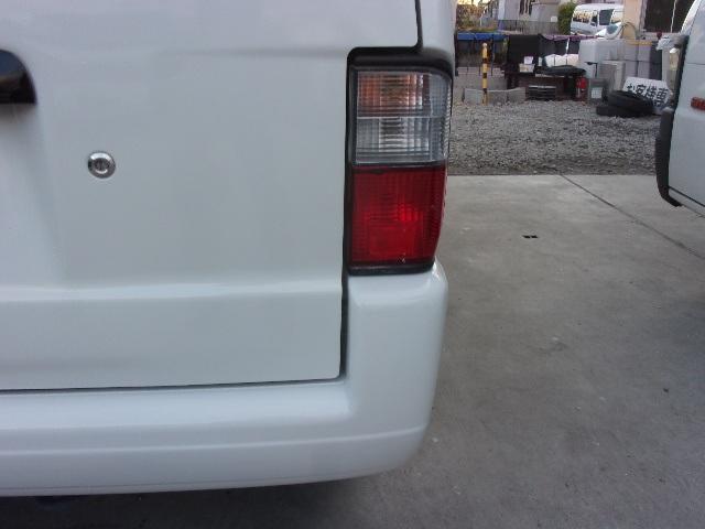 ボンゴバン DX 1年保証付 最終型 5MT車 ハイルーフ 荷室板張り 5ドア 2人乗り ワンオーナー 記録簿7枚 ETC ドラレコ プライバシーガラス AC Wエアバック ABS PS PW 積載1250kg(39枚目)