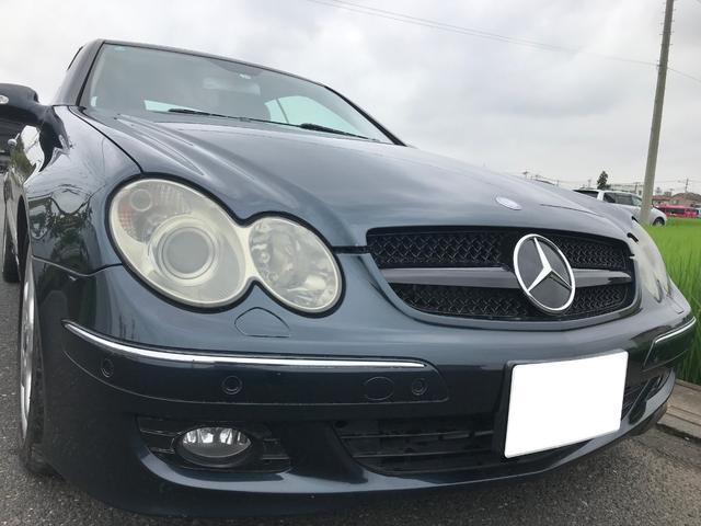 ＣＬＫ３５０カブリオレ　ＤＶＤナビ　パワーシート　レザーシート　ＨＩＤ　クルーズコントロール　ディーラー車　左ハンドル　ＡＭＧ１７インチアルミホイール　７速オートマ　オートエアコン　シートヒーター(4枚目)