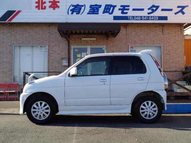 カスタム メモリアルエディション 4WD ETC ターボ ポータブルナビ アルミホイール ローダウン ワンセグTV キーレス CD 運転席エアバッグ 助手席エアバッグ(4枚目)