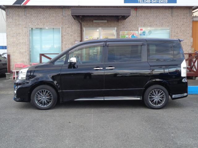 ヴォクシー ＺＳ　煌ＩＩＩ（4枚目）