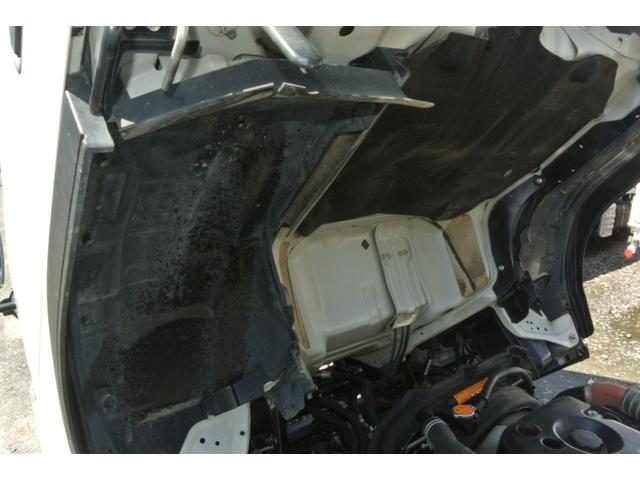 タイタントラック 　２ｔ全低床強化ダンプ　５ＭＴ　荷台塗装仕上げ済　キーレス　電動格納ミラー　アイドリングストップ　ＢＵＺ（42枚目）