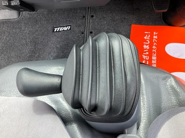 タイタントラック 積載４トン　標準ロング高床　エルフＯＥＭ　外装仕上げ済み　実第床面鉄板　キーレス　ＥＴＣ　外付け工具ＢＯＸ　ヤザキ製タコグラフ　サポートアーム（35枚目）