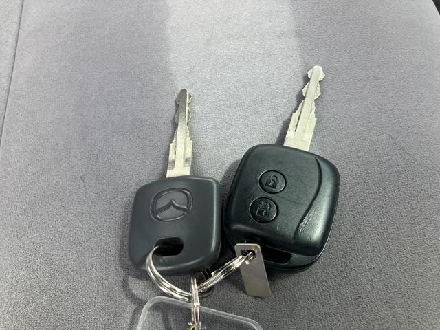 タイタントラック 積載４トン　標準ロング高床　エルフＯＥＭ　外装仕上げ済み　実第床面鉄板　キーレス　ＥＴＣ　外付け工具ＢＯＸ　ヤザキ製タコグラフ　サポートアーム（38枚目）