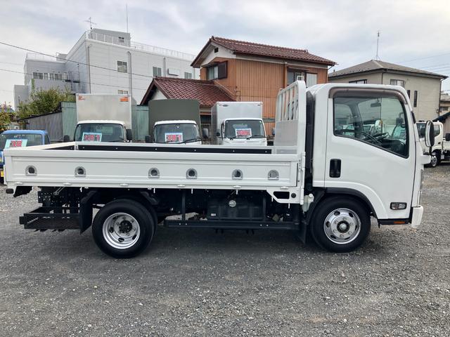 エルフトラック 　積載３．５トン　ワイドセミロング高床　ＭＴモード付き６ＡＴ　荷台塗装仕上済み　ロープ穴６対　荷台床面鉄板（16枚目）