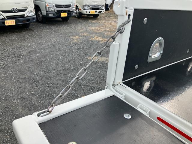 エルフトラック 　積載３．５トン　ワイドセミロング高床　ＭＴモード付き６ＡＴ　荷台塗装仕上済み　ロープ穴６対　荷台床面鉄板（24枚目）