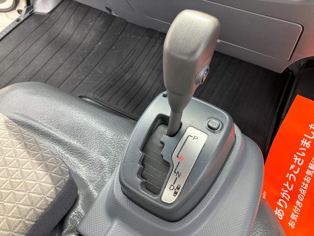 エルフトラック 　積載３．５トン　ワイドセミロング高床　ＭＴモード付き６ＡＴ　荷台塗装仕上済み　ロープ穴６対　荷台床面鉄板（39枚目）