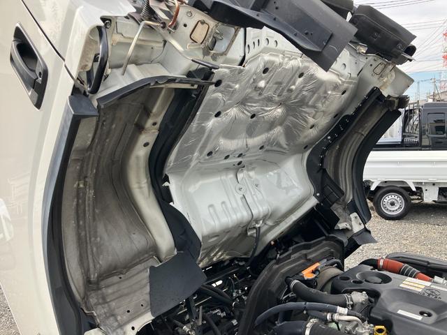 エルフトラック 　積載３．５トン　ワイドセミロング高床　ＭＴモード付き６ＡＴ　荷台塗装仕上済み　ロープ穴６対　荷台床面鉄板（44枚目）