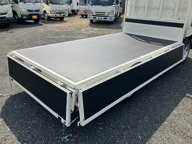 ダイナトラック 　積載１．２５ｔ　超低床Ｇパッケージ　ＡＴ　登録済み未使用車　普通運転免許　衝突被害軽減ブレーキ　バックカメラ　キーレス　ＬＥＤヘッドライト＆フォグランプ（23枚目）