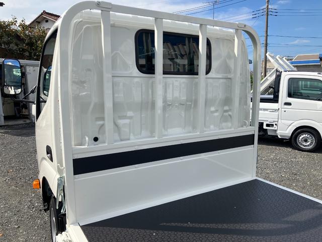 ダイナトラック 　積載１．２５ｔ　超低床Ｇパッケージ　ＡＴ　登録済み未使用車　普通運転免許　衝突被害軽減ブレーキ　バックカメラ　キーレス　ＬＥＤヘッドライト＆フォグランプ（25枚目）