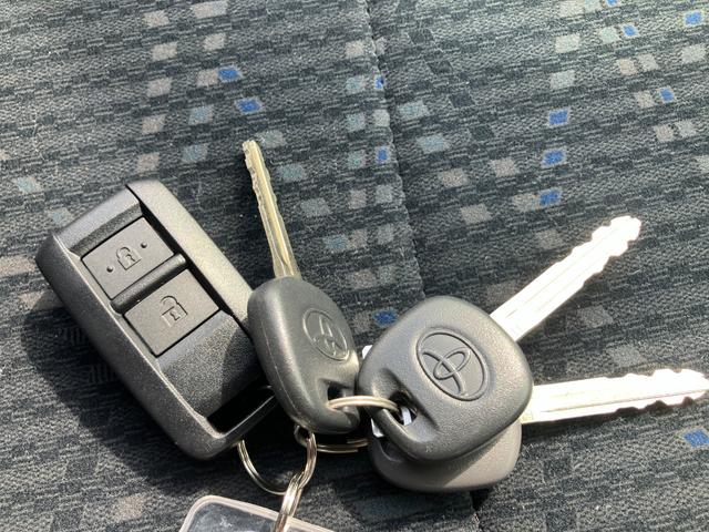 ダイナトラック 　積載１．２５ｔ　超低床Ｇパッケージ　ＡＴ　登録済み未使用車　普通運転免許　衝突被害軽減ブレーキ　バックカメラ　キーレス　ＬＥＤヘッドライト＆フォグランプ（35枚目）