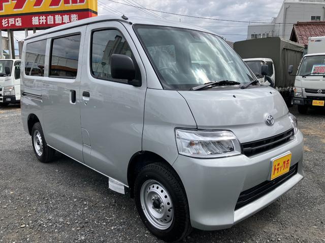 タウンエースバン ＧＬ　４ＷＤ　登録済み未使用車　ボンゴバン＆グランマックスＯＥＭ　ＬＥＤヘッドライト　キーレス　ボディ同色バンパー　同型車２ＷＤグランマックスも展示車あります（13枚目）