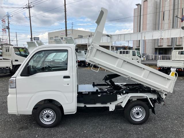 ハイゼットトラック 　ＰＴＯ多目的ダンプ　届出済み未使用車　５ＭＴ４ＷＤ　デフロック　極東製ボディ　衝突被害軽減ブレーキ　オートライト　ハイロー切り替えギヤ（41枚目）
