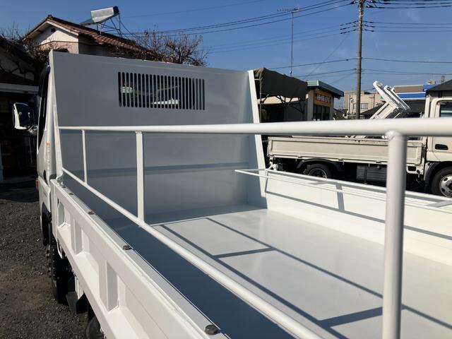 キャンター 　積載２トン　全低床強化ダンプ　６ＡＴデュオニック２．０　荷台塗装仕上げ済み　ダンプピン＆コボレーン　荷台Ｌ字アングル補強済み（23枚目）
