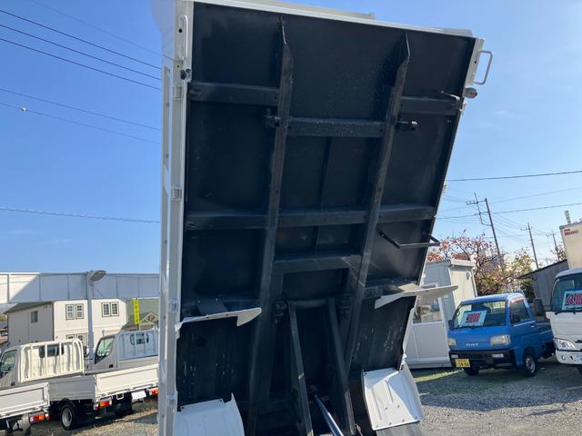 キャンター 　積載２トン　全低床強化ダンプ　６ＡＴデュオニック２．０　荷台塗装仕上げ済み　ダンプピン＆コボレーン　荷台Ｌ字アングル補強済み（27枚目）