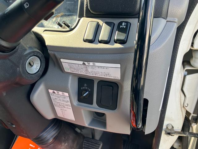 キャンター 　積載２トン　全低床強化ダンプ　６ＡＴデュオニック２．０　荷台塗装仕上げ済み　ダンプピン＆コボレーン　荷台Ｌ字アングル補強済み（40枚目）