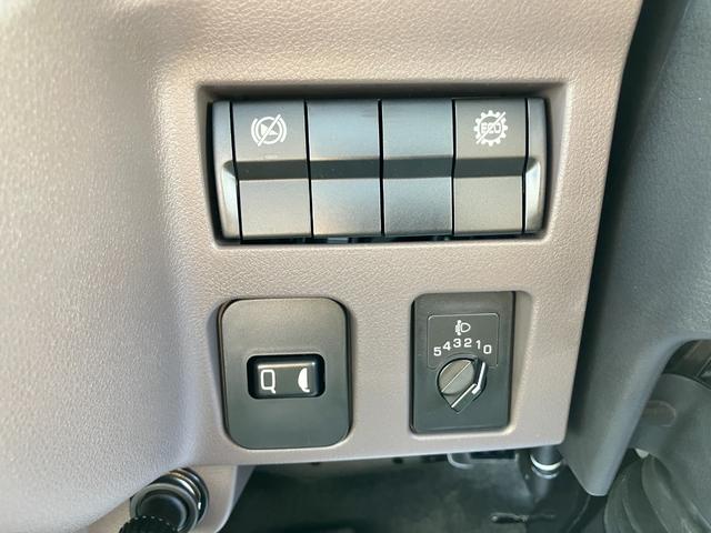 キャンター ロング全低床 積載1.5トン 6ATデュオニック2.0 登録済み未使用車 純正バックカメラ フル液晶メーター 衝突被害軽減ブレーキ スマートキー(36枚目)