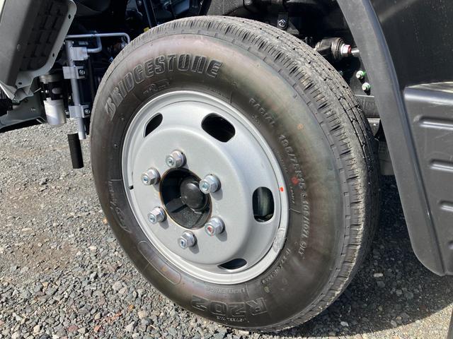 キャンター ロング全低床 積載1.5トン 6ATデュオニック2.0 登録済み未使用車 純正バックカメラ フル液晶メーター 衝突被害軽減ブレーキ スマートキー(46枚目)