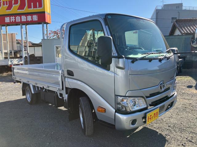 ダイナトラック 　積載１．２５トン　超低床６ＡＴ　スチールデッキ　登録済み未使用車　衝突被害軽減ブレーキ　ＬＥＤヘッドライト　バックカメラ　Ｂｌｕｅｔｏｏｔｈ連動ラジオ（13枚目）