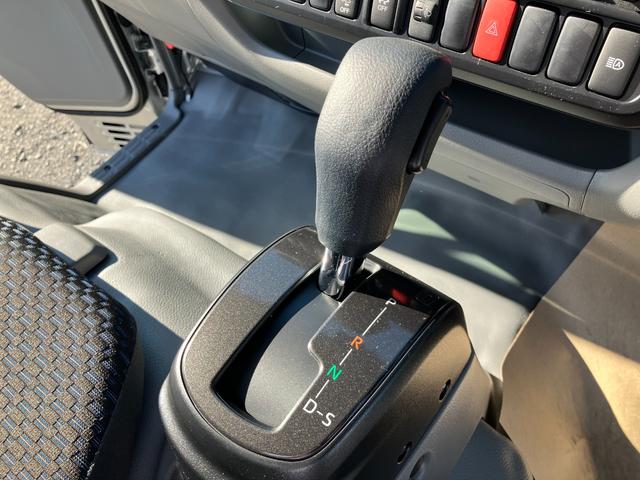 ダイナトラック 　積載１．２５トン　超低床６ＡＴ　スチールデッキ　登録済み未使用車　衝突被害軽減ブレーキ　ＬＥＤヘッドライト　バックカメラ　Ｂｌｕｅｔｏｏｔｈ連動ラジオ（37枚目）