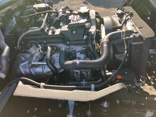 ダイナトラック 　積載１．２５トン　超低床６ＡＴ　スチールデッキ　登録済み未使用車　衝突被害軽減ブレーキ　ＬＥＤヘッドライト　バックカメラ　Ｂｌｕｅｔｏｏｔｈ連動ラジオ（41枚目）