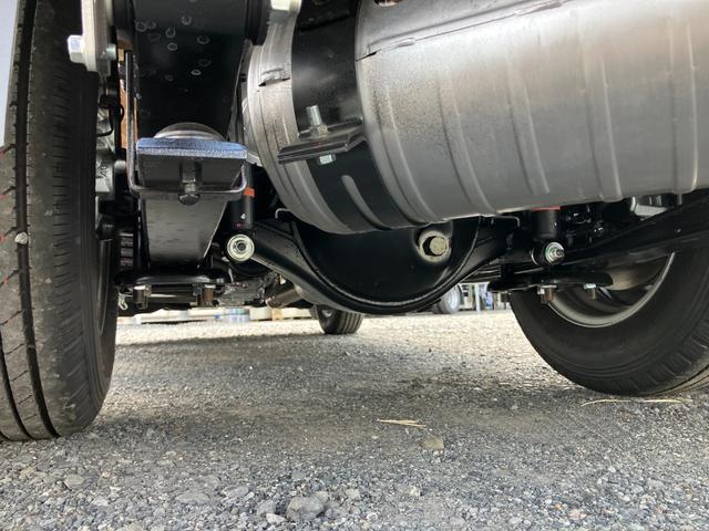 キャンター 　積載２トン　全低床６ＡＴ　登録済み未使用車　平ボディー１０尺　フル液晶メーター　衝突被害軽減ブレーキ　バックカメラ　スマートキー　ＬＥＤヘッドライト＆フォグランプ（45枚目）