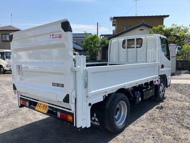キャンター 　積載３トン　全低床垂直パワーゲート　６ＡＴデュオニック２．０　業務未使用　プラットホーム長１０００ｍｍ　最大昇降荷重６００ｋｇ　フル液晶メーターモデル（3枚目）