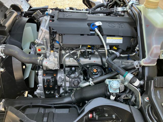 キャンター 　積載３トン　全低床垂直パワーゲート　６ＡＴデュオニック２．０　業務未使用　プラットホーム長１０００ｍｍ　最大昇降荷重６００ｋｇ　フル液晶メーターモデル（40枚目）