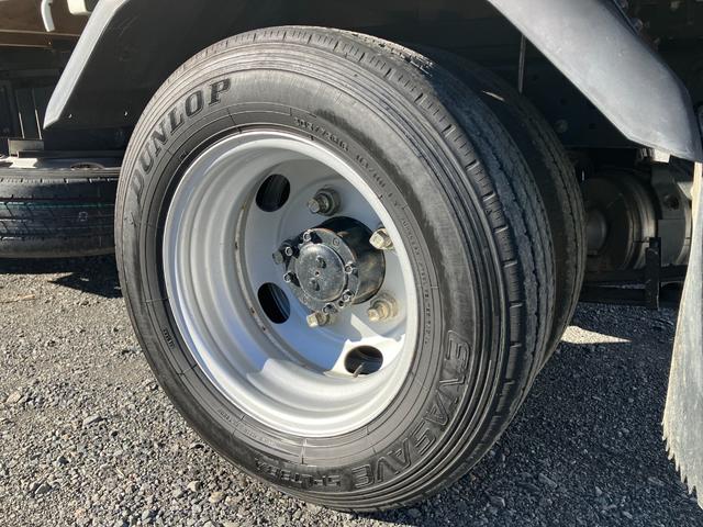 ＮＴ４５０アトラス 　積載２トン　全低床フルフラットロー　６ＡＴデュオニック２．０　キャンターＯＥＭ車　３Ｌディーゼルターボ　衝突被害軽減ブレーキ（45枚目）