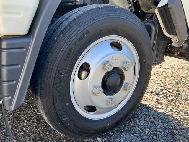 ＮＴ４５０アトラス 　積載２トン　全低床フルフラットロー　６ＡＴデュオニック２．０　キャンターＯＥＭ車　３Ｌディーゼルターボ　衝突被害軽減ブレーキ（46枚目）