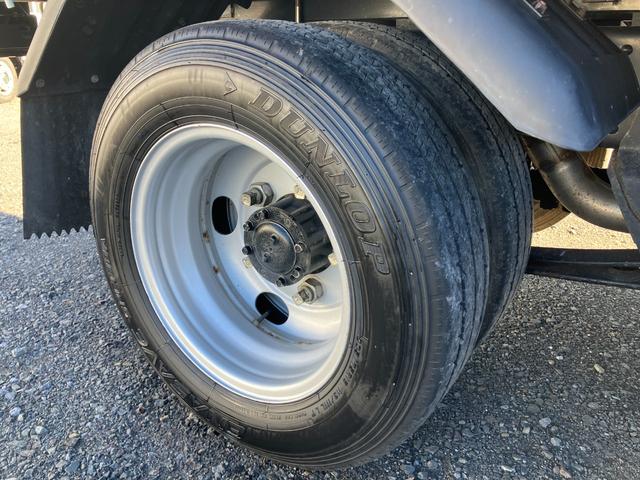 ＮＴ４５０アトラス 　積載２トン　全低床フルフラットロー　６ＡＴデュオニック２．０　キャンターＯＥＭ車　３Ｌディーゼルターボ　衝突被害軽減ブレーキ（47枚目）