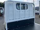 　積載２トン　全低床６ＡＴ　登録済み未使用車　平ボディー１０尺　フル液晶メーター　衝突被害軽減ブレーキ　バックカメラ　スマートキー　ＬＥＤヘッドライト＆フォグランプ（25枚目）