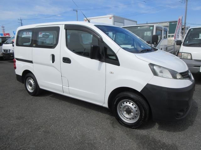 ＮＶ２００バネットバン ＤＸ　ＤＸ　５ドア　オートマ　ＡＢＳ　Ｄ席エアバック　集中ドア　キーレス　ＥＴＣ　社外ナビＴＶ　ワンセグ　６００Ｋｇ積載（6枚目）