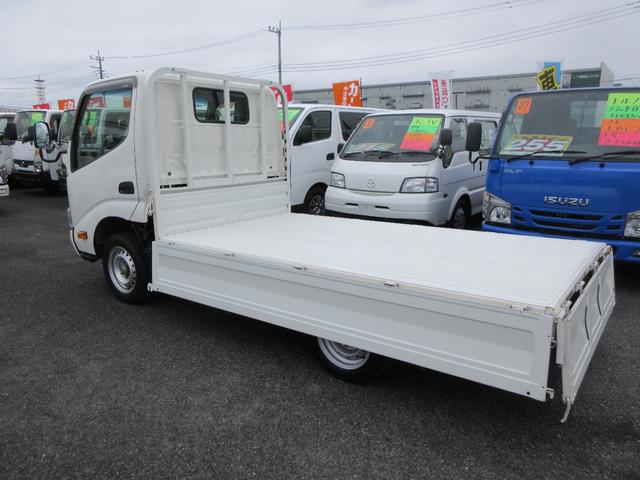 トヨエース Ｓシングルジャストロー　スーパーシングルジャストロー　低床　オートマ　三方開き　シングルタイヤ　Ｄ席エアバック　集中ドア　スチールデッキ　１２５０Ｋｇ積載（16枚目）