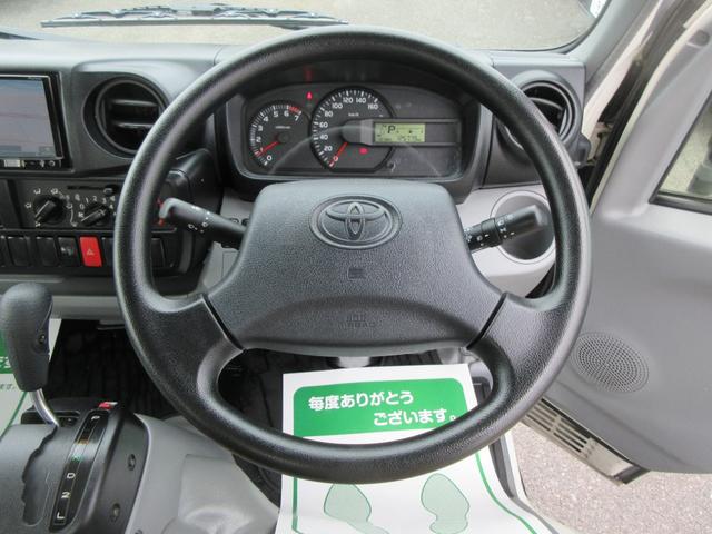 トヨエース Ｓシングルジャストロー　スーパーシングルジャストロー　オートマ　三方開き　シングルタイヤ　ＡＢＳ　Ｄ席エアバック　集中ドア　ＥＴＣ　社外ナビＴＶ　ワンセグ　スチールデッキ　１２５０Ｋｇ積載（12枚目）