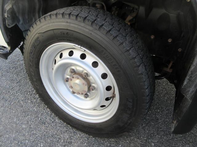 トヨエース ジャストロー　ジャストロー　低床　Ｗタイヤ　Ｆ５速　Ｄ席エアバック　集中ドア　ＥＴＣ　スチールデッキ　１５００Ｋｇ積載（21枚目）