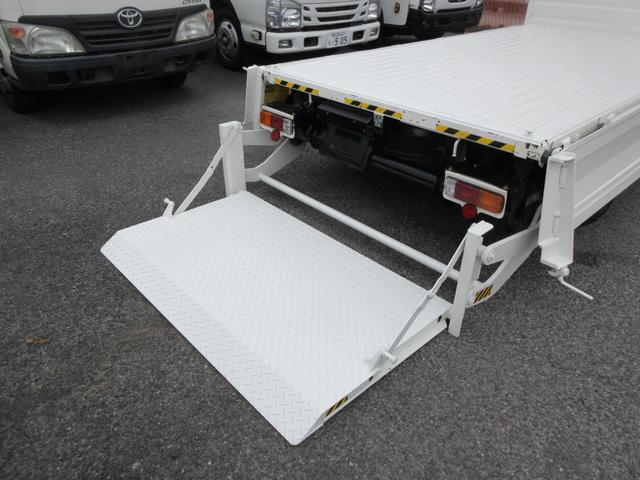 トヨエース ジャストロー　パワーゲート　ジャストロー　低床　Ｗタイヤ　Ｆ５速　Ｄ席エアバック　集中ドア　ＥＴＣ　極東製６００Ｋｇ型アームゲート　スチールデッキ　１５００Ｋｇ積載（17枚目）