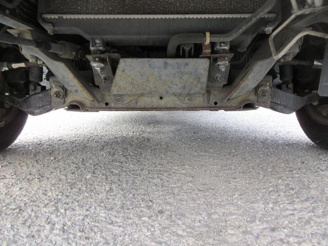 アトラストラック スーパーロー スーパーロー 低床 Wタイヤ 三方開き F5速 ABS D席エアバック 集中ドア ETC 左側電動格納ミラー スチールデッキ 1500Kg積載(21枚目)