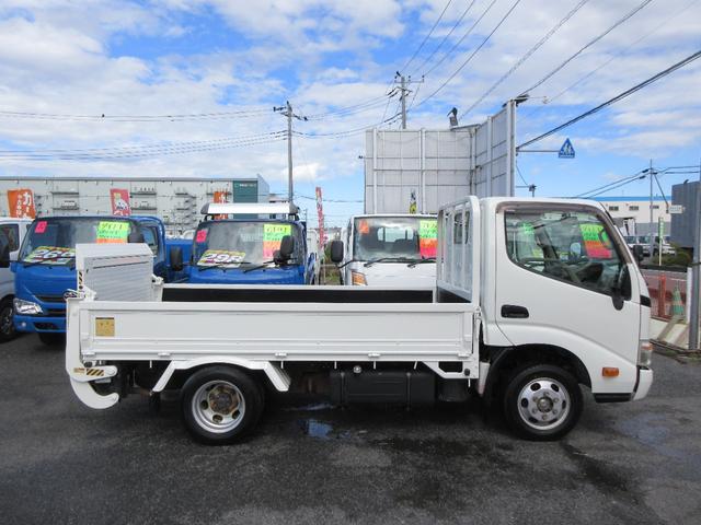 トヨエース フルジャストロー パワーゲート フルジャストロー 低床 Wタイヤ 三方開き F5速 D席エアバック 集中ドア ETC 荷台板張り 極東製600Kg型アームゲート 1500Kg積載(4枚目)