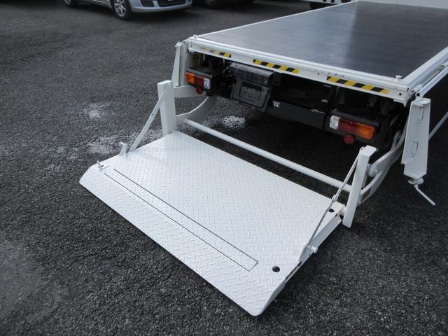 トヨエース フルジャストロー パワーゲート フルジャストロー 低床 Wタイヤ 三方開き F5速 D席エアバック 集中ドア ETC 荷台板張り 極東製600Kg型アームゲート 1500Kg積載(20枚目)