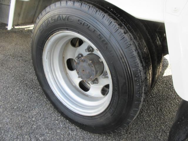 トヨエース フルジャストロー パワーゲート フルジャストロー 低床 Wタイヤ 三方開き F5速 D席エアバック 集中ドア ETC 荷台板張り 極東製600Kg型アームゲート 1500Kg積載(25枚目)