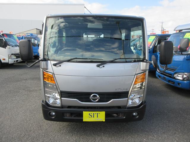 アトラストラック WキャブショートフルスーパーローDX Wキャブ 三方開き シングルタイヤ オートマ ABS D席エアバック 集中ドア キーレス ETC 左側電動格納ミラー 荷台板張り 1150Kg積載(2枚目)