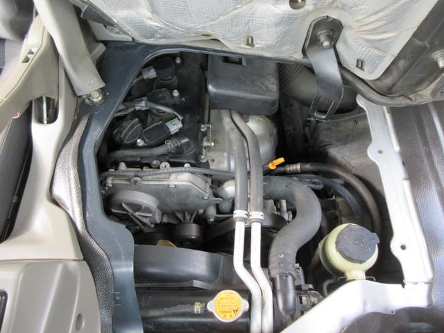 アトラストラック WキャブショートフルスーパーローDX Wキャブ 三方開き シングルタイヤ オートマ ABS D席エアバック 集中ドア キーレス ETC 左側電動格納ミラー 荷台板張り 1150Kg積載(28枚目)