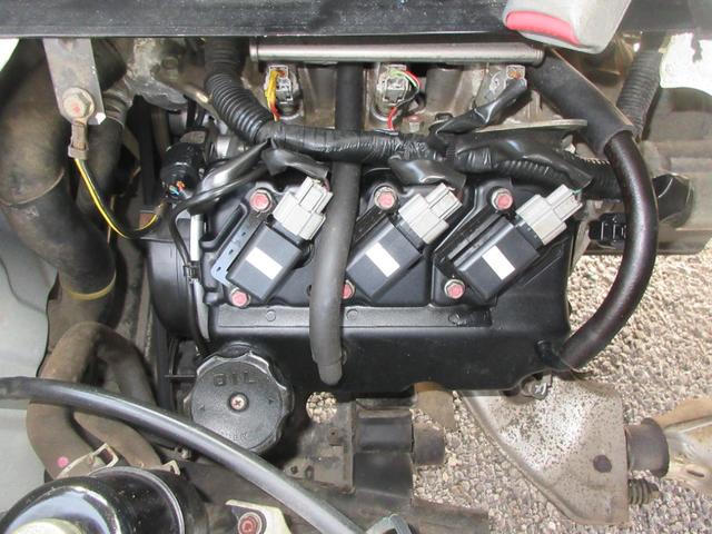 クリッパートラック ＳＤ　ＳＤ　オートマ　三方開き　エアコン　パワステ　Ｄ席エアバック　３５０Ｋｇ積載（23枚目）