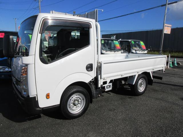 アトラストラック フルスーパーロー　フルスーパーロー　シングルタイヤ　三方開き　Ｆ５速　ＡＢＳ　Ｄ席エアバック　集中ドア　キーレス　ＥＴＣ　左側電動格納ミラー　スチールデッキ　１５００Ｋｇ積載（7枚目）